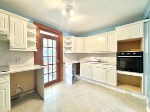 Photo 14- click for photo gallery